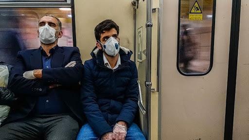 زدن ماسک در هنگام استفاده از مترو الزامی است