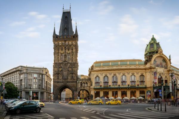 تور چک: برج پودر، دلیل نام گذاری این برج در جمهوری چک